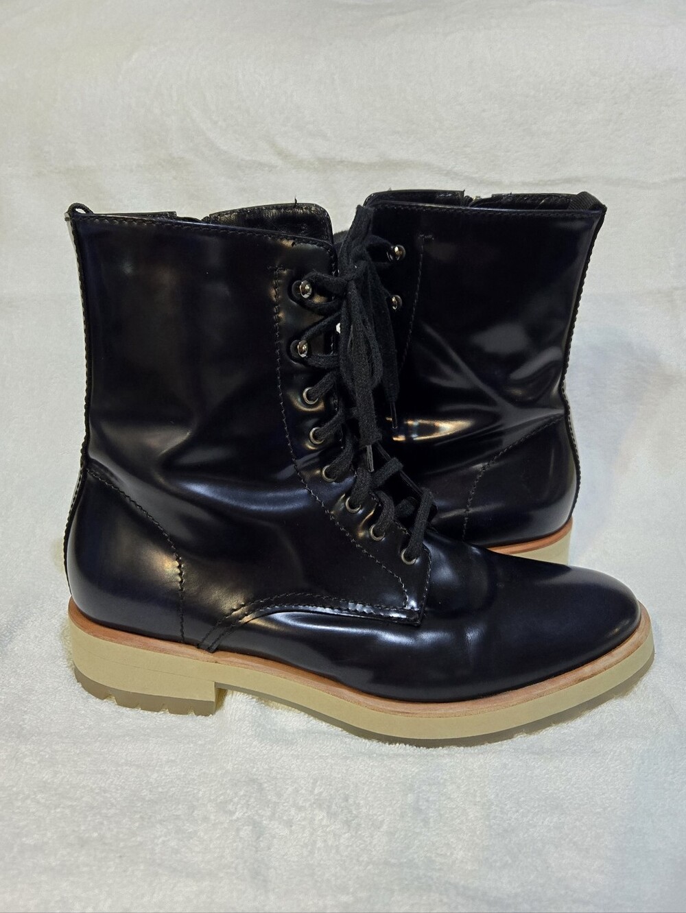 Aquatalia Italy Black Combat Boots Women's Size 7 Lace Up Side Zip Lug Sole